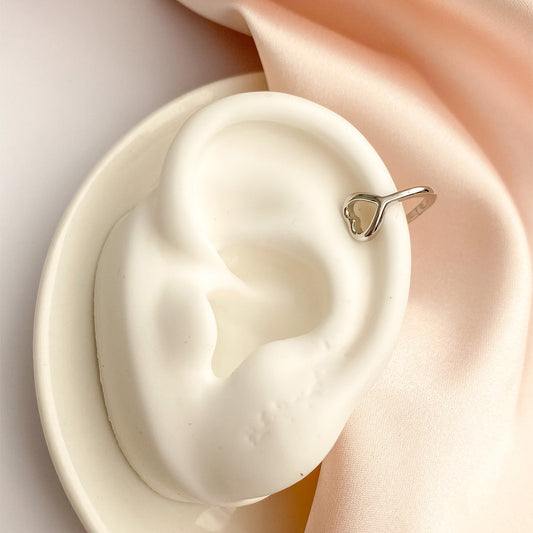 EARCUFF AMOR PLATEADO